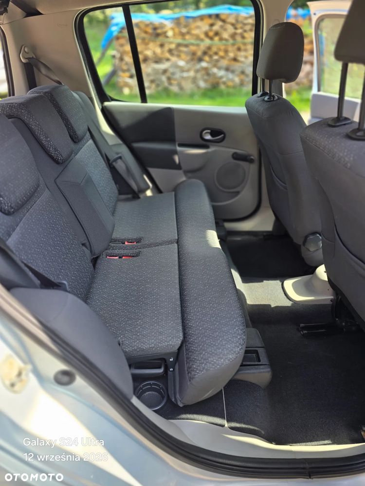 Renault Modus - 12