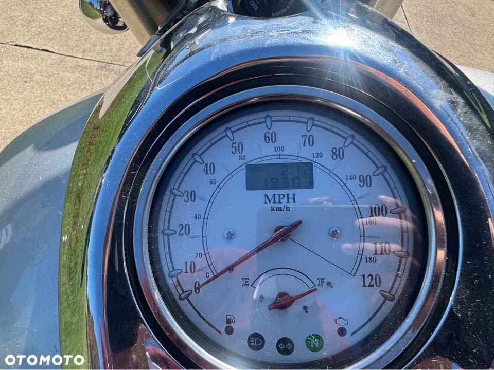 Yamaha Road Star - 40