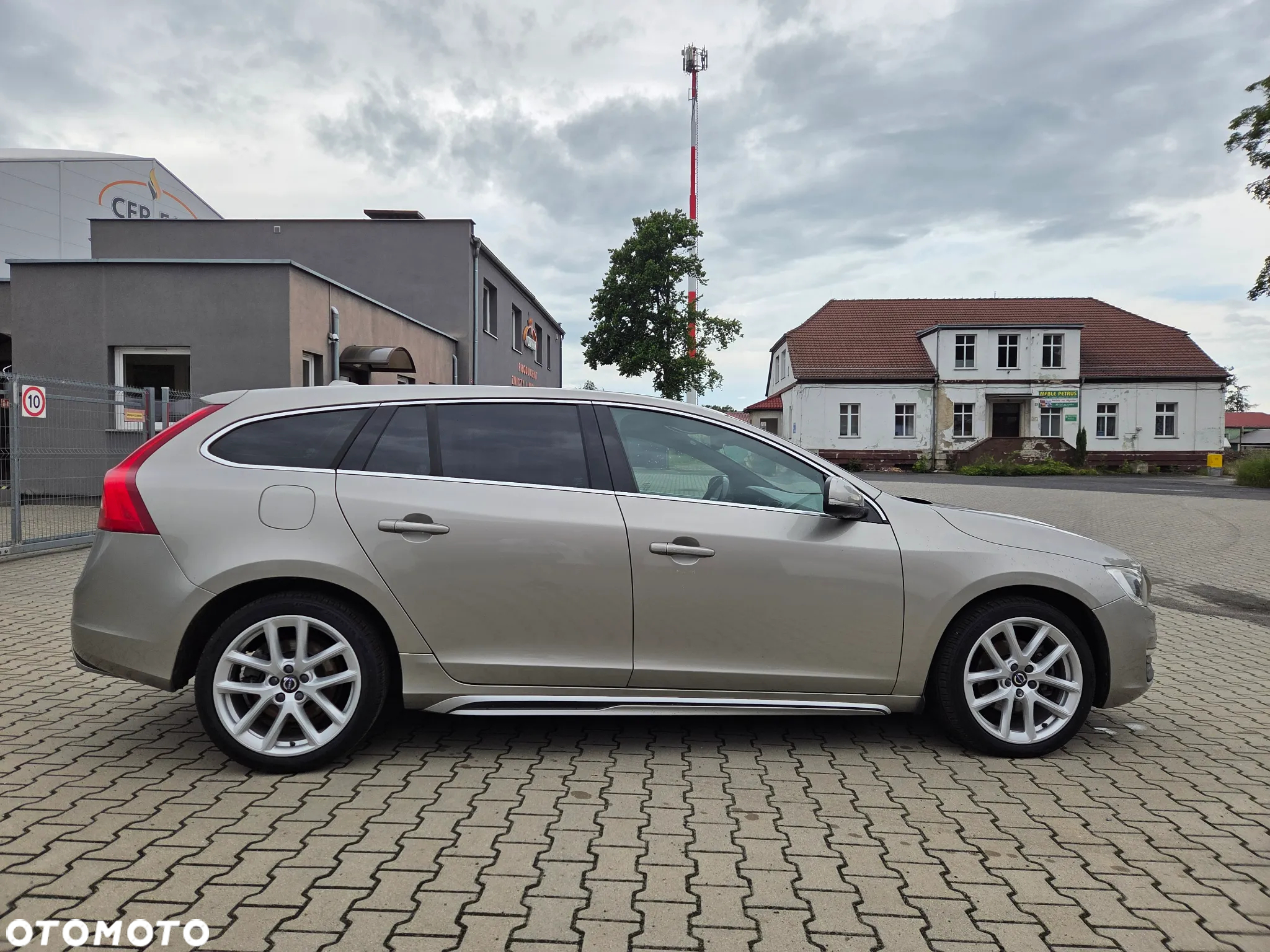 Volvo V60 D3 Momentum - 7