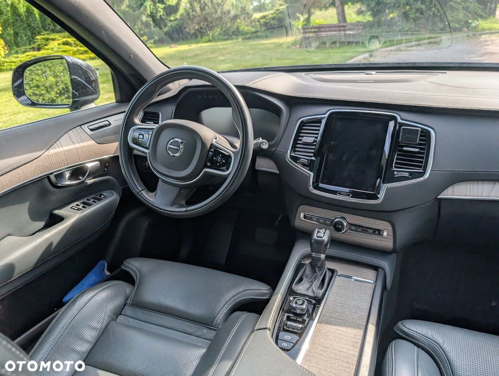 Volvo XC 90 - 13