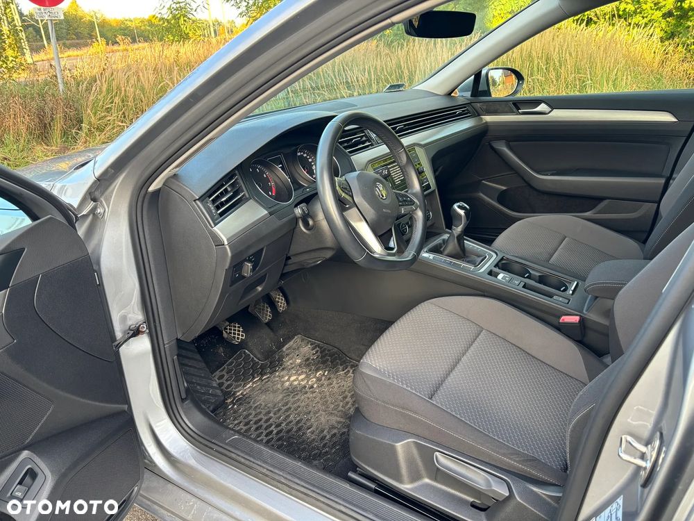 Volkswagen Passat 1.5 TSI EVO Business - 13