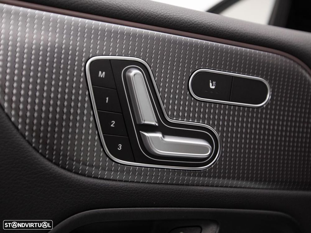 Mercedes-Benz EQB 300 4Matic - 18