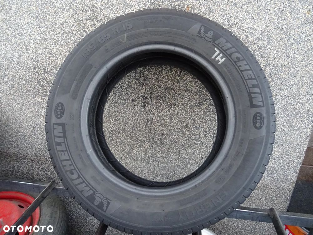 195/65/R15 95T Michelin Energy Saver + - 6