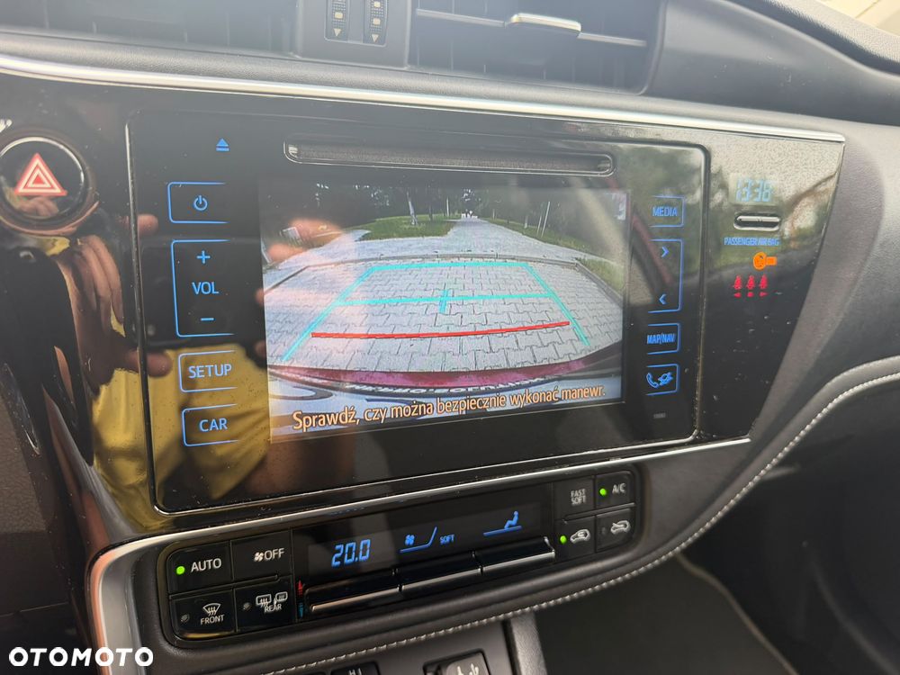 Toyota Auris - 19