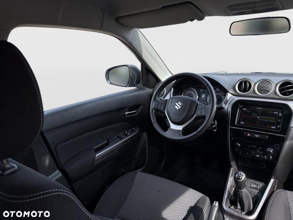 Suzuki Vitara - 12