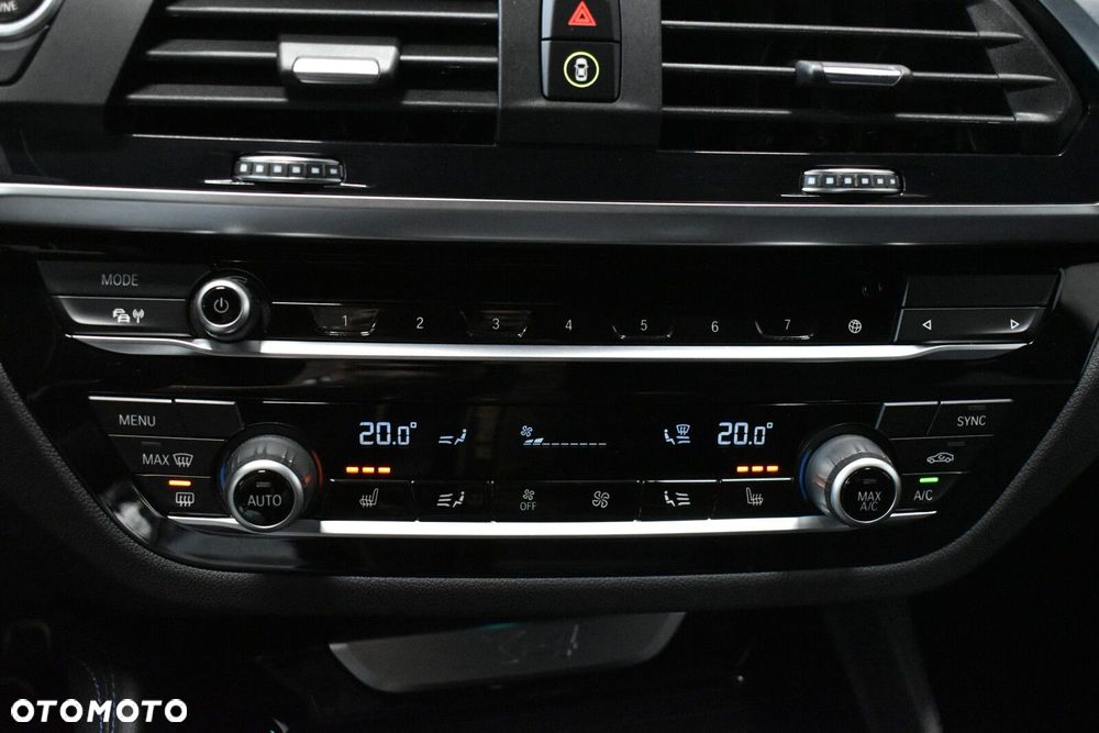 BMW X4 - 18