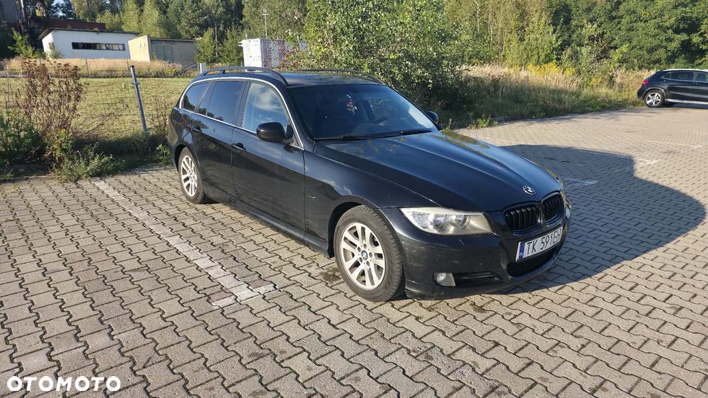 BMW 3 Series 2009 photo 4