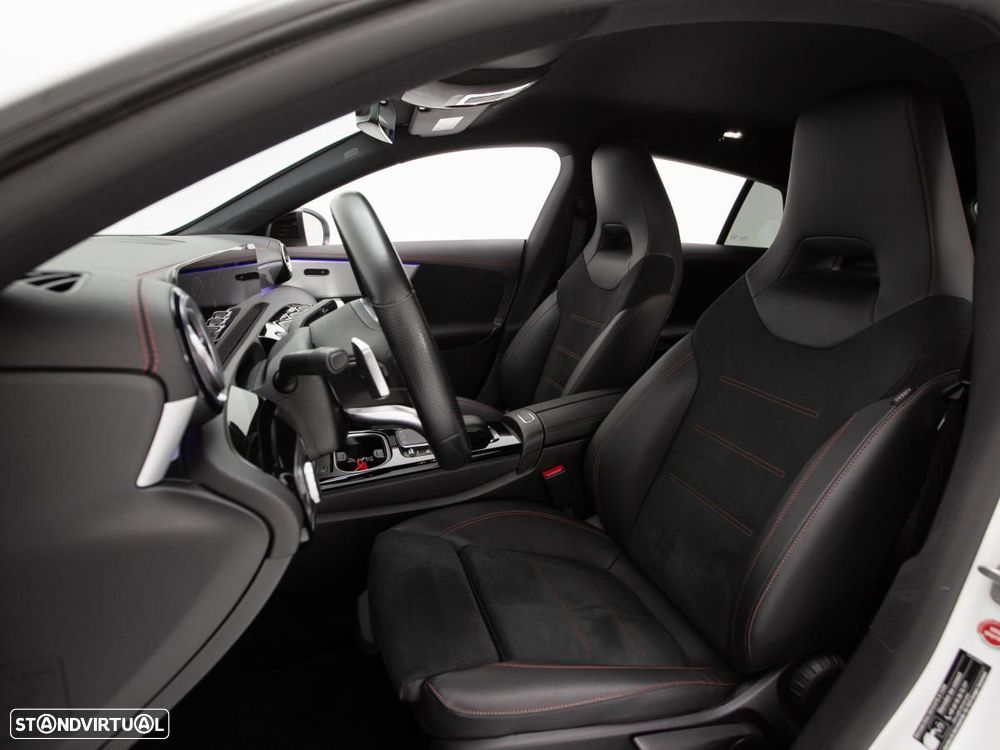 Mercedes-Benz CLA 250 e Shooting Brake AMG Line - 8