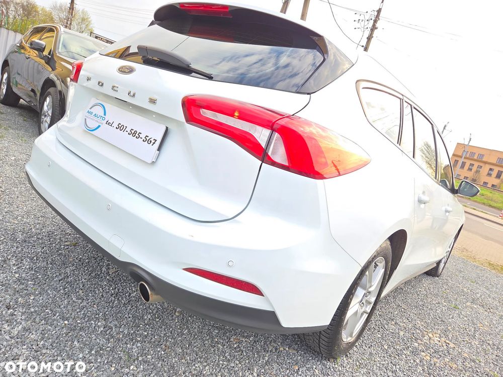 Ford Focus 1.5 EcoBlue Titanium Business - 8