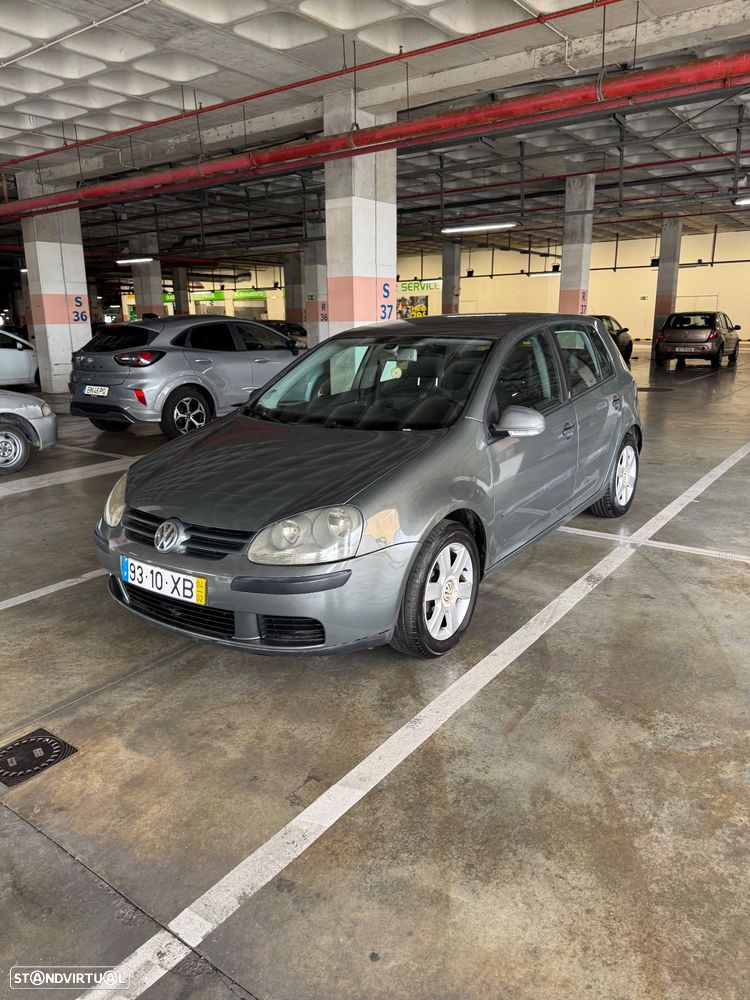 VW Golf - 5