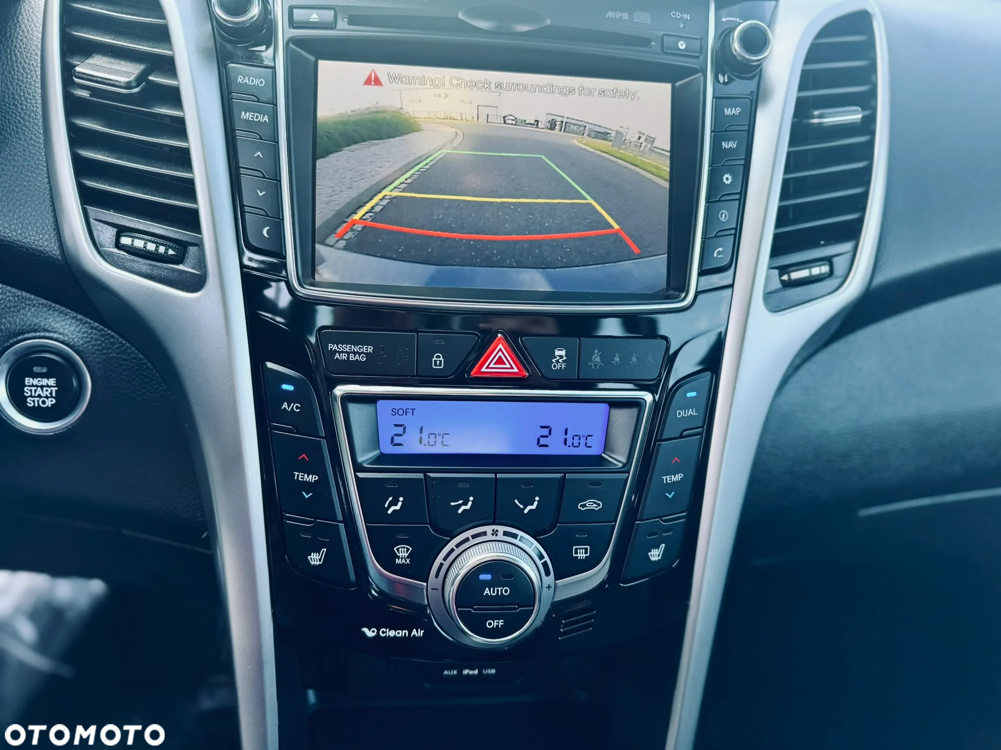 Hyundai i30 1.6 GDI Premium - 11