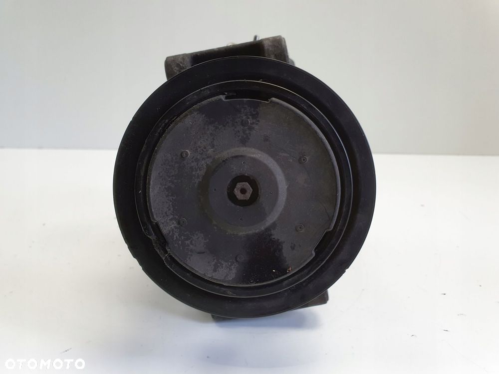 SPRĘŻARKA KLIMATYZACJI VW Golf VI 1.4 TSI _ 1K0820859T - 4