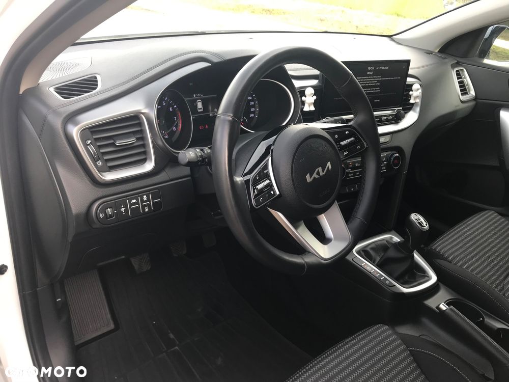 Kia Ceed 1.5 T-GDI OPF Nightline Edition - 5