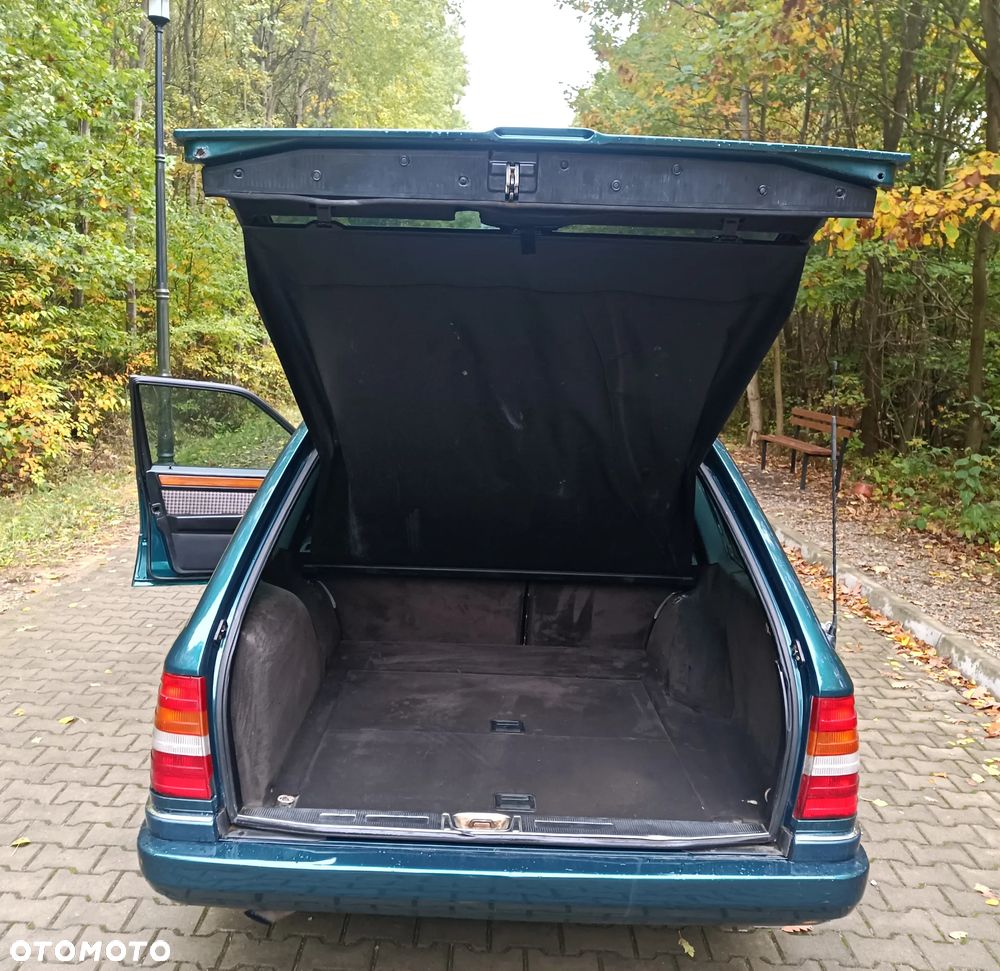 Mercedes-Benz Klasa E - 13