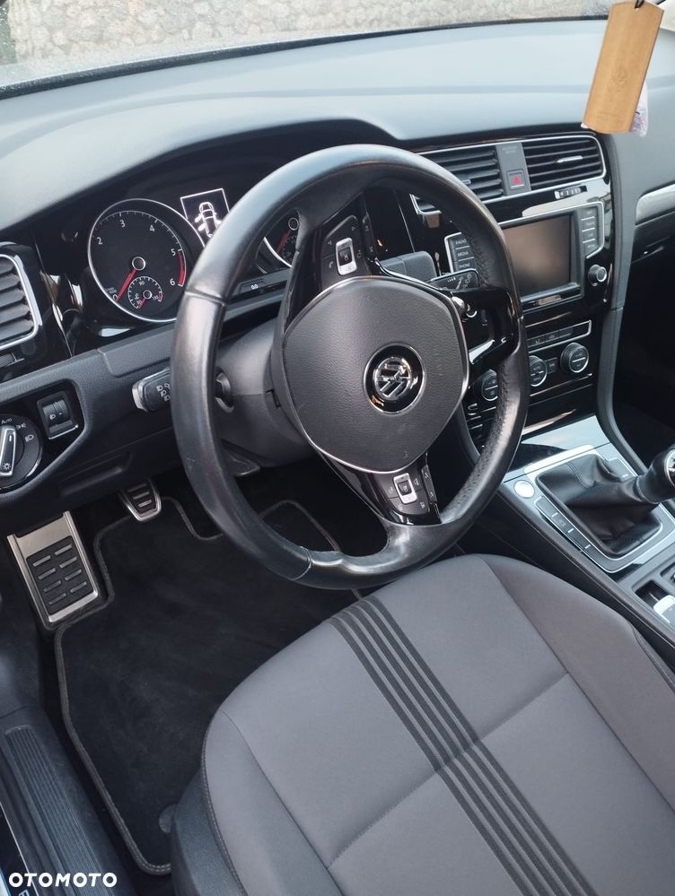 Volkswagen Golf 1.6 TDI BlueMotion Technology Allstar - 8