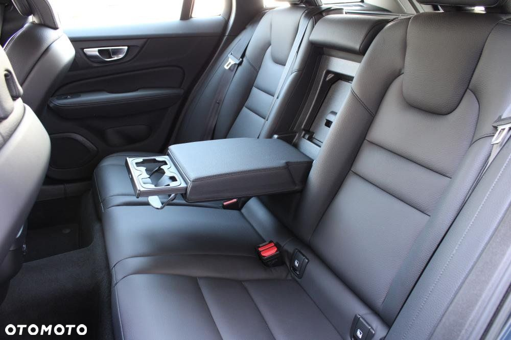 Volvo V60 - 32