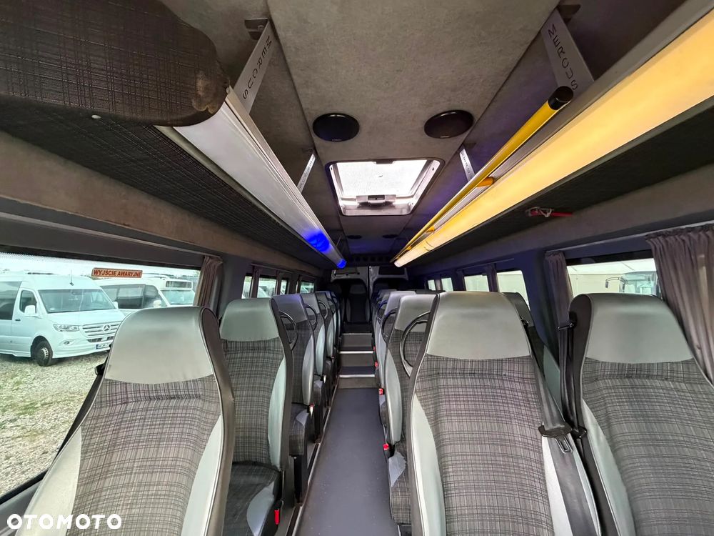 Mercedes-Benz Sprinter 516 - 11