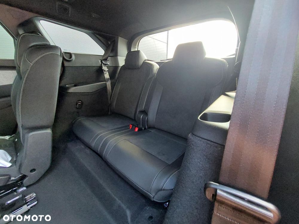 Peugeot 5008 1.2 PureTech mHEV GT Exclusive S&S e-DCS6 - 9