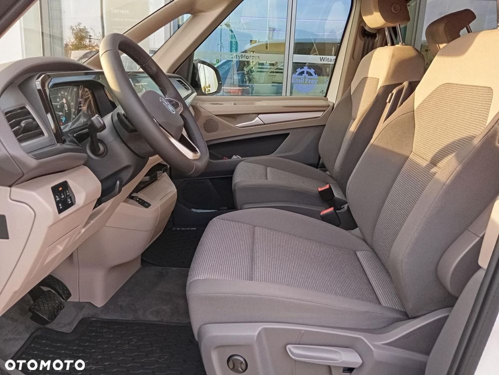 Volkswagen Multivan - 21