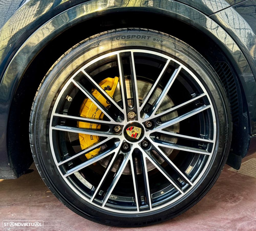 Porsche Cayenne S - 23