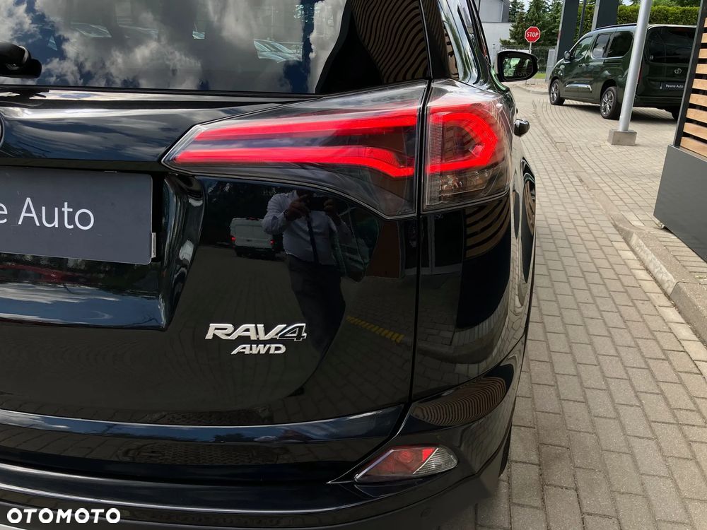 Toyota RAV4 2.0 Premium 4x4 MS - 8