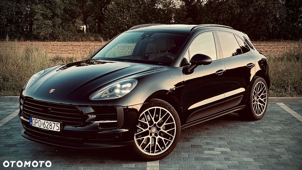 Porsche Macan - 1