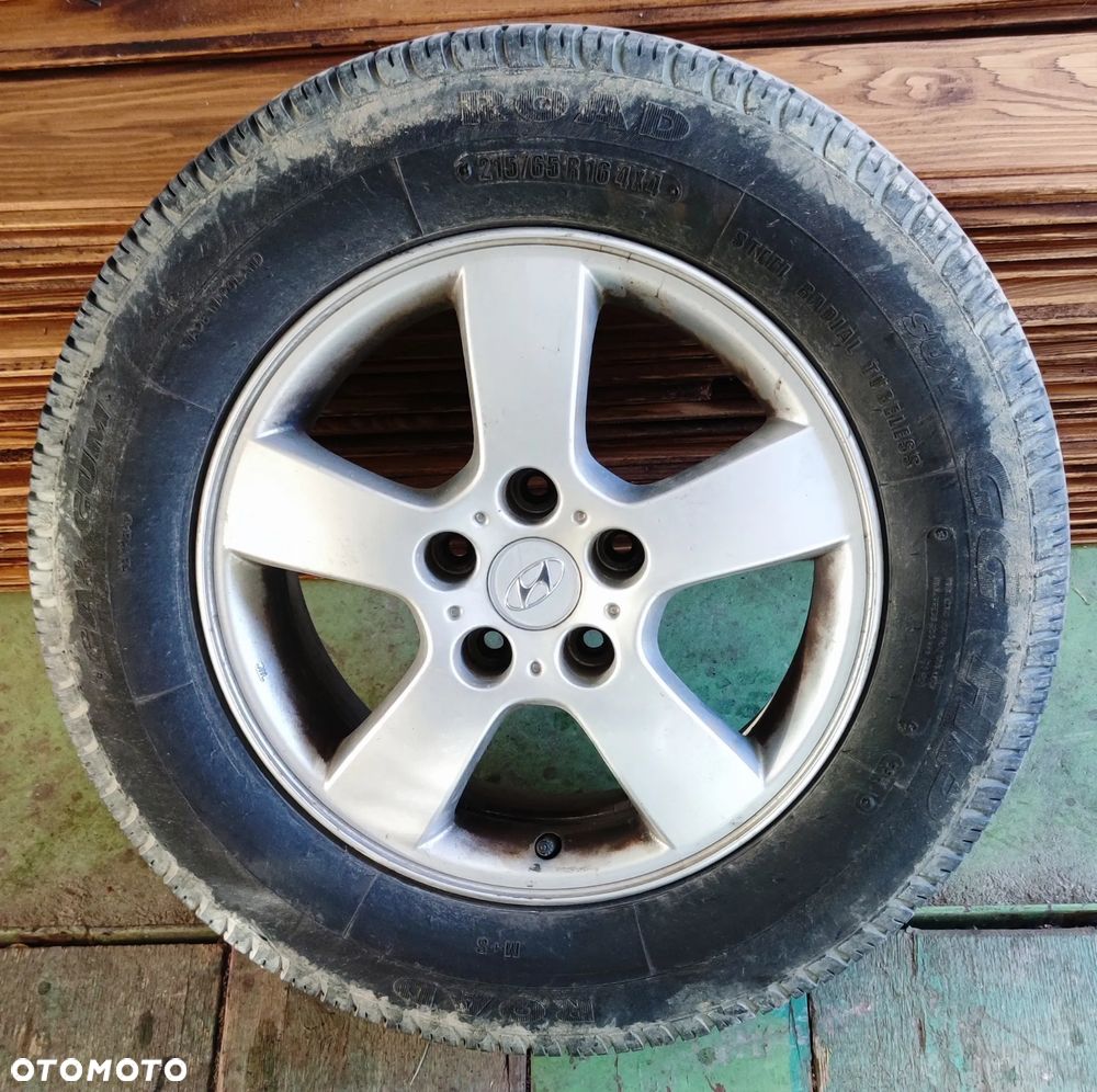 Hyundai Tucson 2.0 4WD GLS - 24