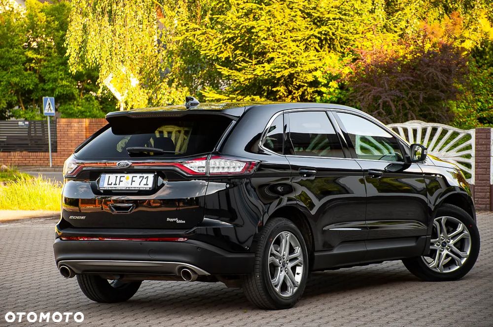 Ford Edge 2.0 TDCi Twin-Turbo 4WD Titanium - 5