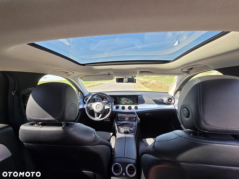 Mercedes-Benz Klasa E 220 d 4Matic All-Terrain 9G-TRONIC Avantgarde - 6