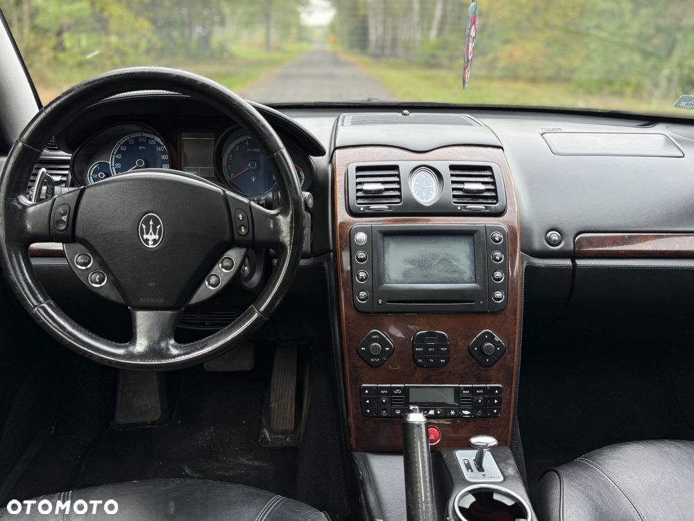 Maserati Quattroporte - 5