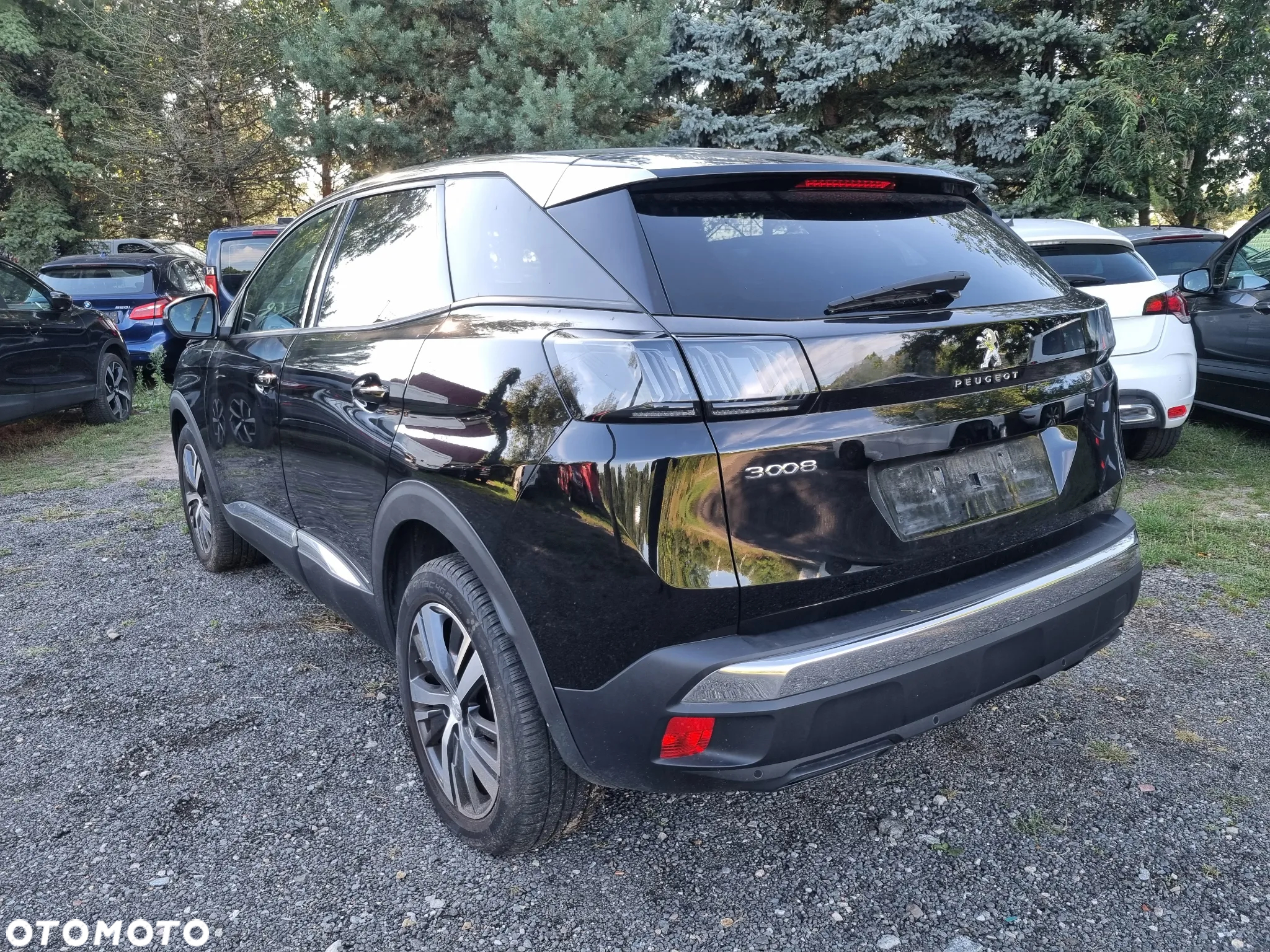 Peugeot 3008 PureTech 130 Stop & Start GPF EAT8 Allure - 3