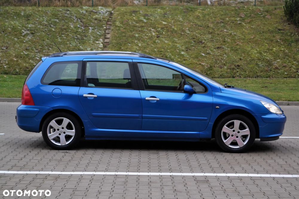 Peugeot 307 2.0 XT Premium - 31