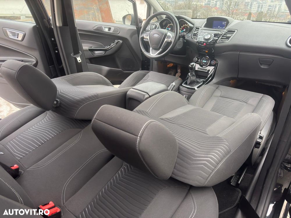 Ford Fiesta 1.6 TDCI Titanium - 8