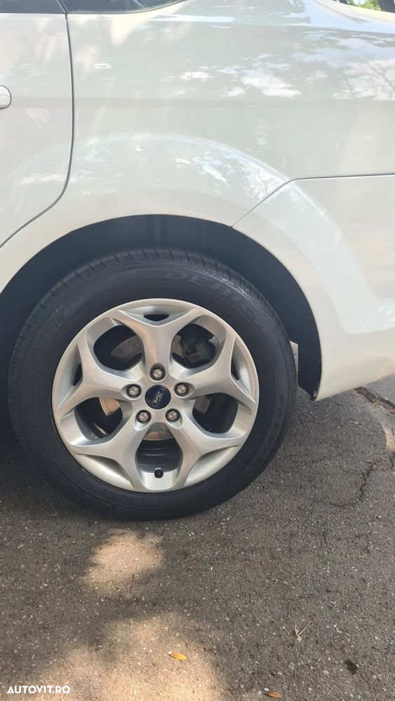 Ford Focus 1.6 Ti-VCT Titanium - 9