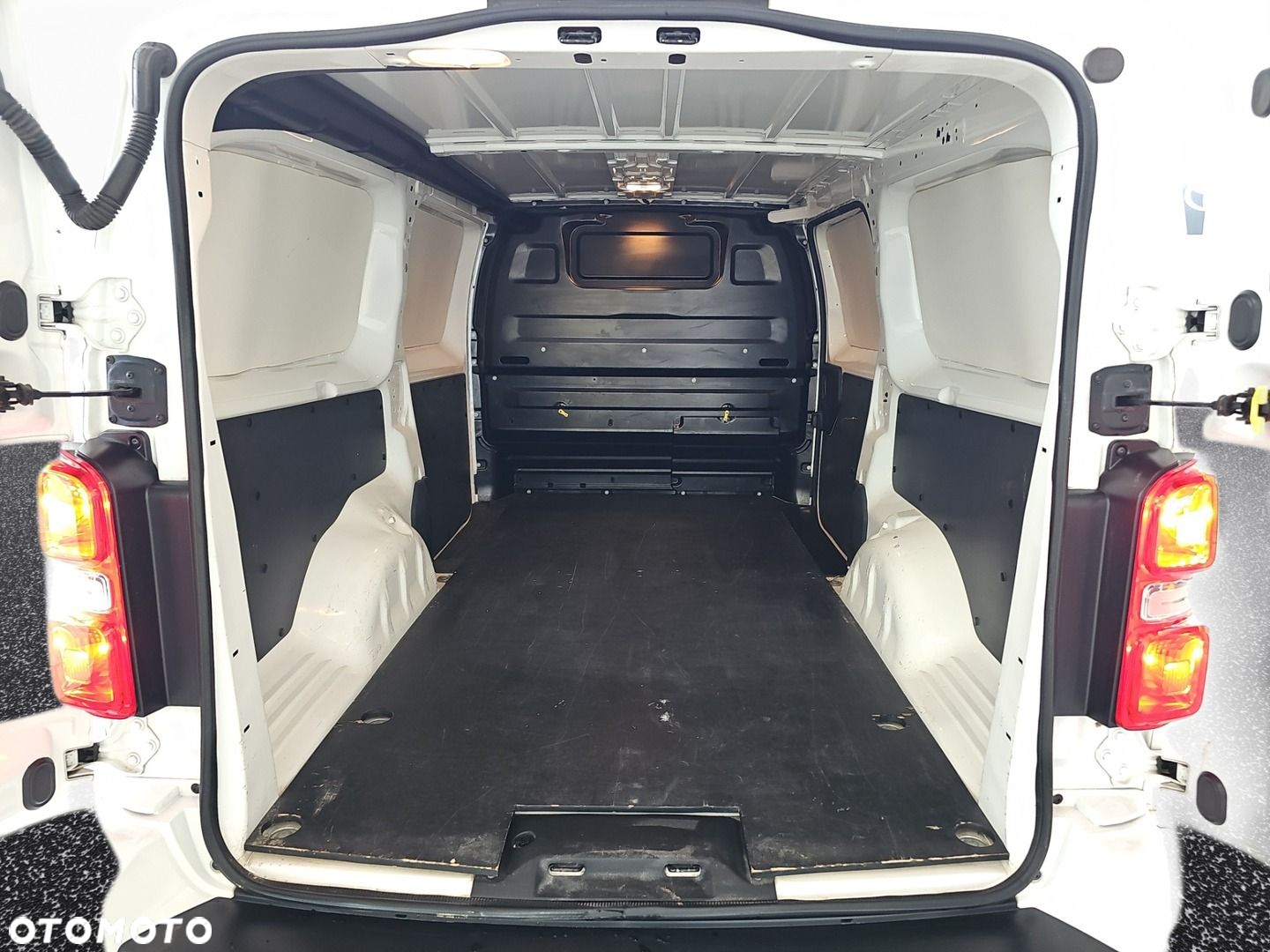 Opel Vivaro - 9