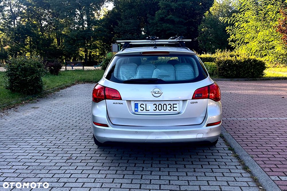 Opel Astra 1.7 CDTI DPF Cosmo - 5