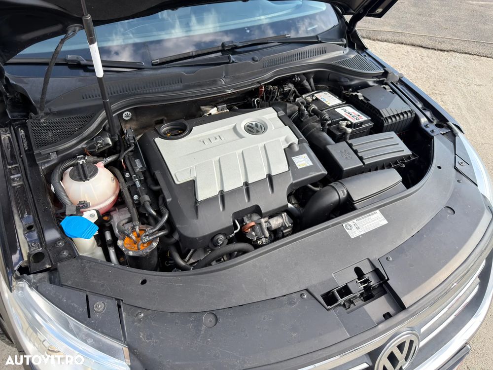 Volkswagen Passat 2.0 TDI DPF R-Line Edition - 20