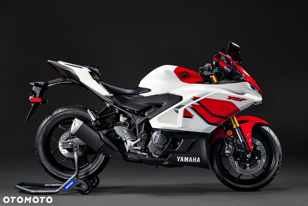 Yamaha R3 - 2