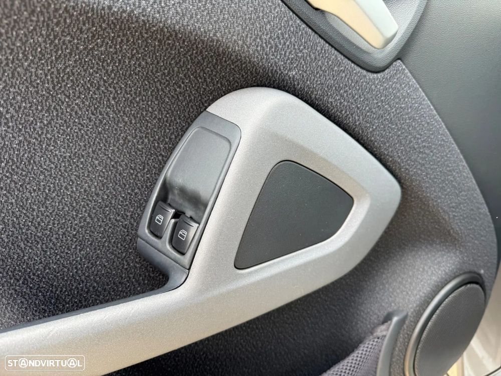 Smart ForTwo Coupé 0.8 cdi Passion 45 - 28