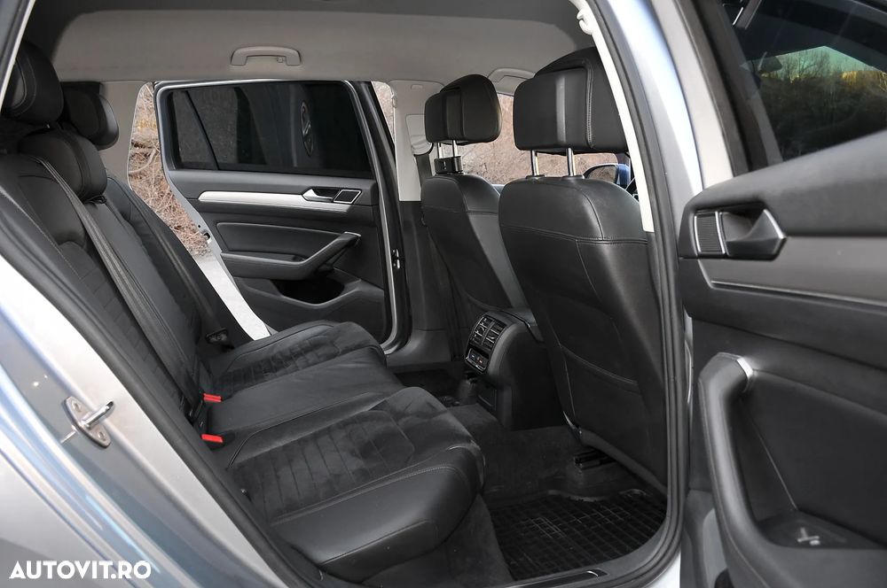 Volkswagen Passat 2.0 TDI DSG Highline - 5
