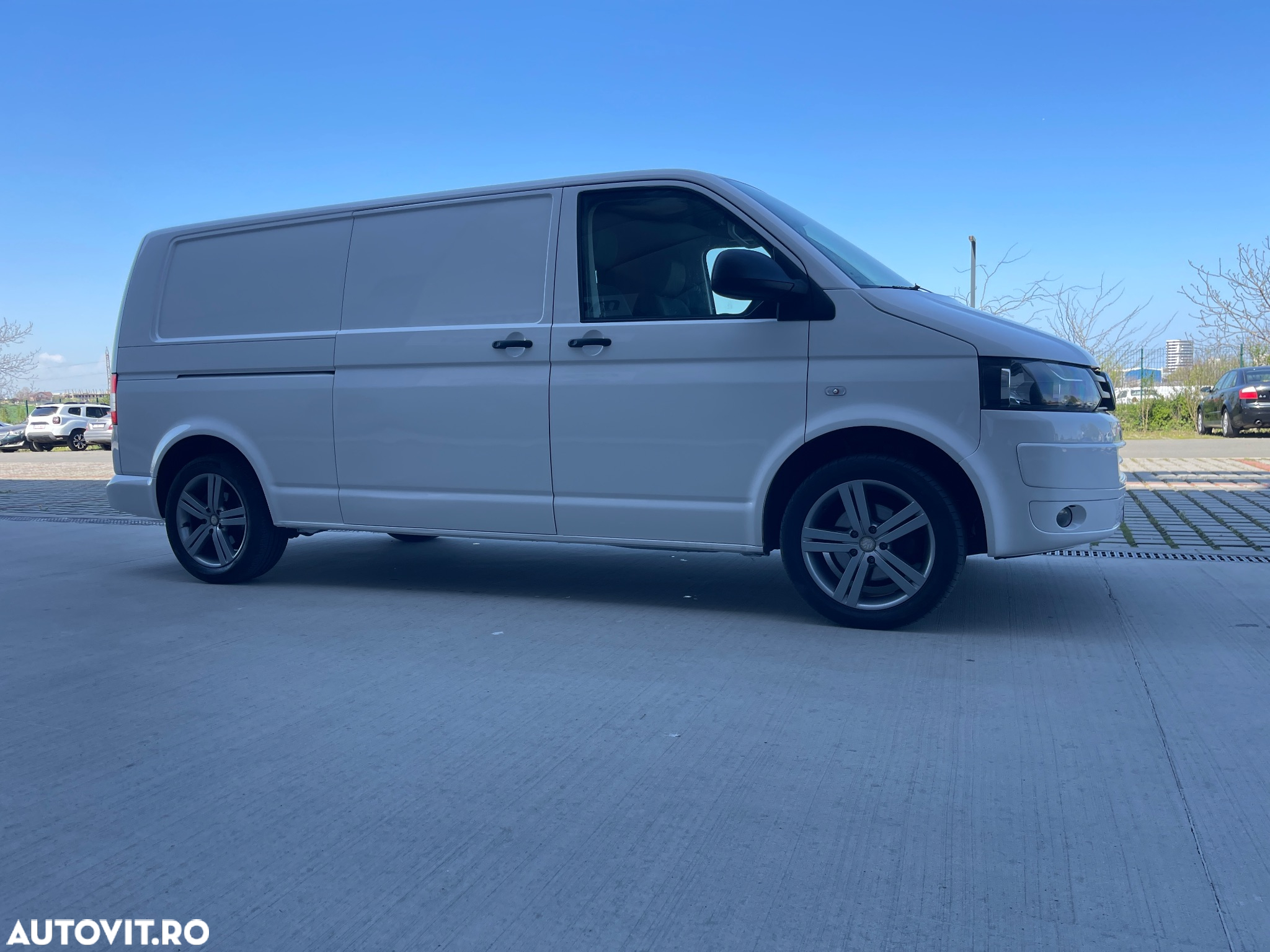 Volkswagen Transporter - 7
