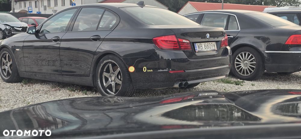 BMW Seria 5 530d xDrive - 24