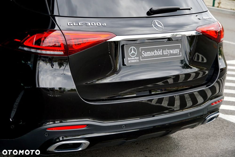Mercedes-Benz GLE 300 d 4Matic 9G-TRONIC AMG Line - 13