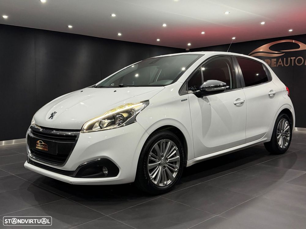 Peugeot 208 1.6 e-HDi SE Style - 1