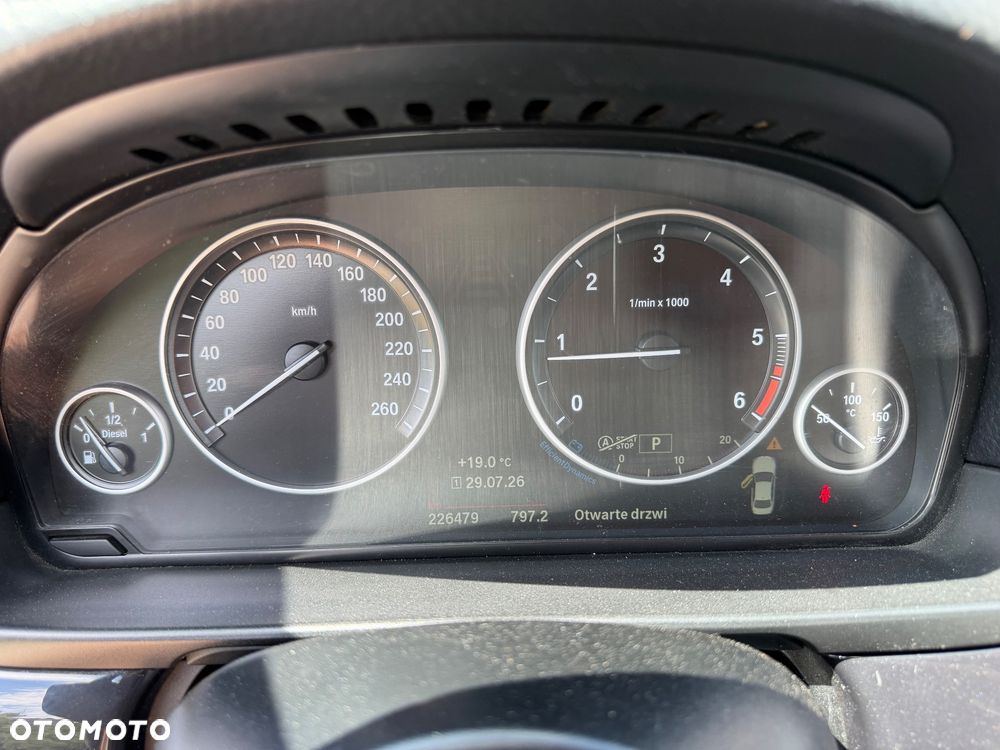 BMW Seria 5 - 22