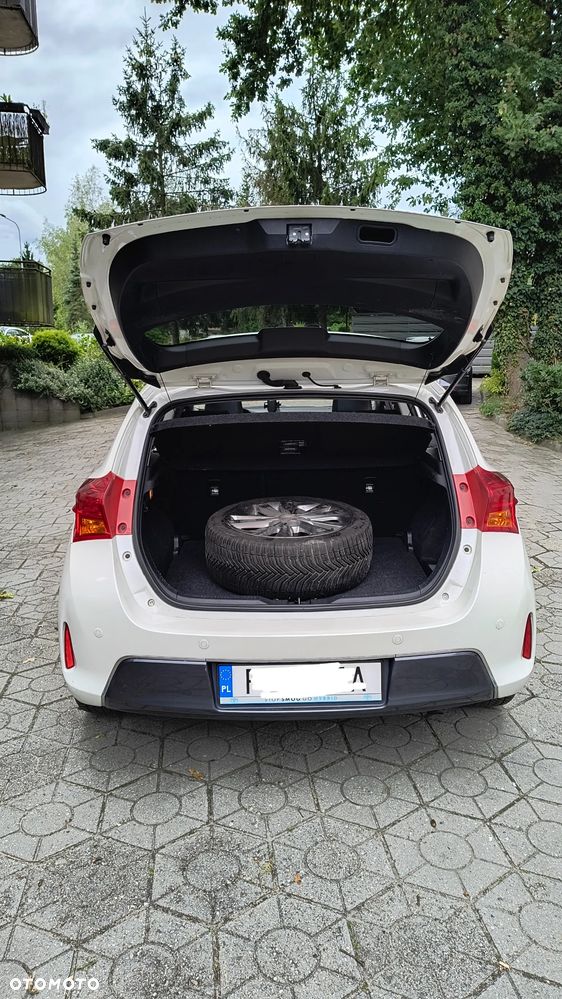 Toyota Auris 1.8 HSD Prestige NAVI - 13