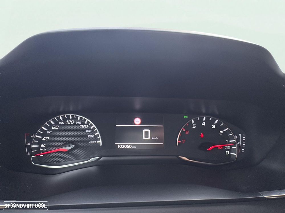 Peugeot 2008 1.2 PureTech Allure - 11
