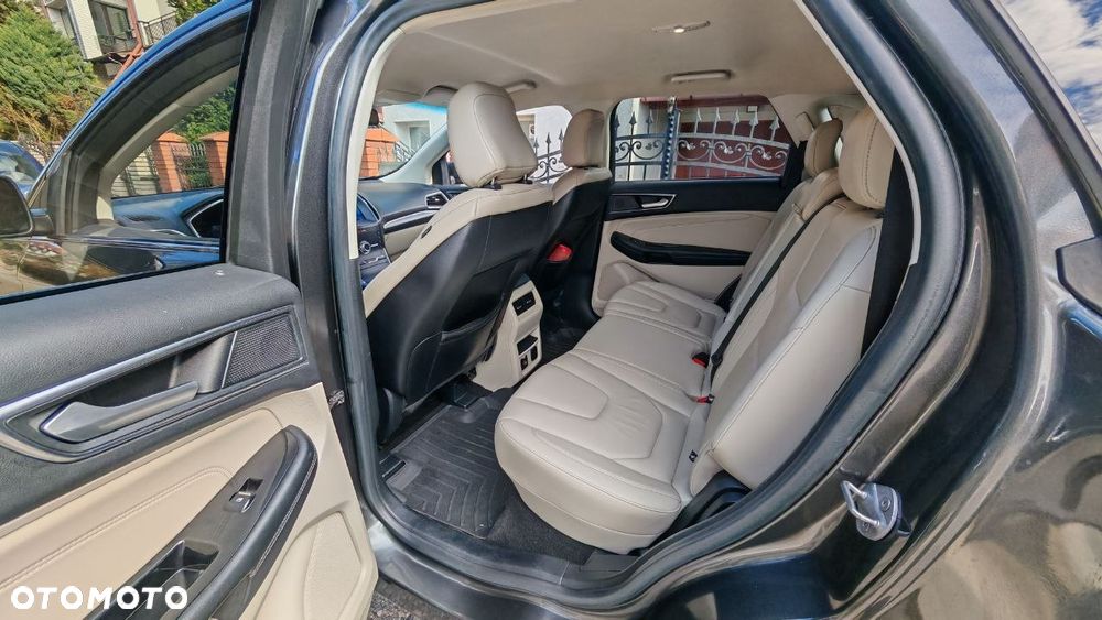 Ford Edge - 16