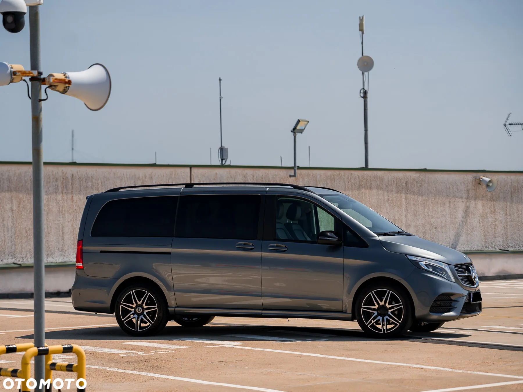Mercedes-Benz Klasa V 300 d 4-Matic Exclusive 9G-Tronic (d³ugi) - 14