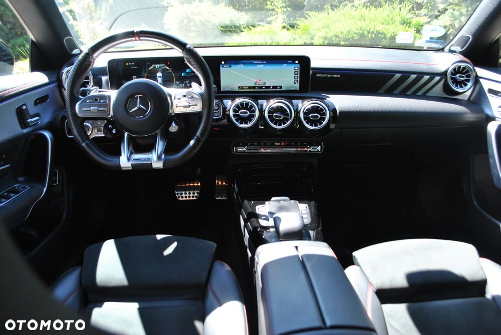 Mercedes-Benz CLA AMG 35 4-Matic 7G-DCT - 13